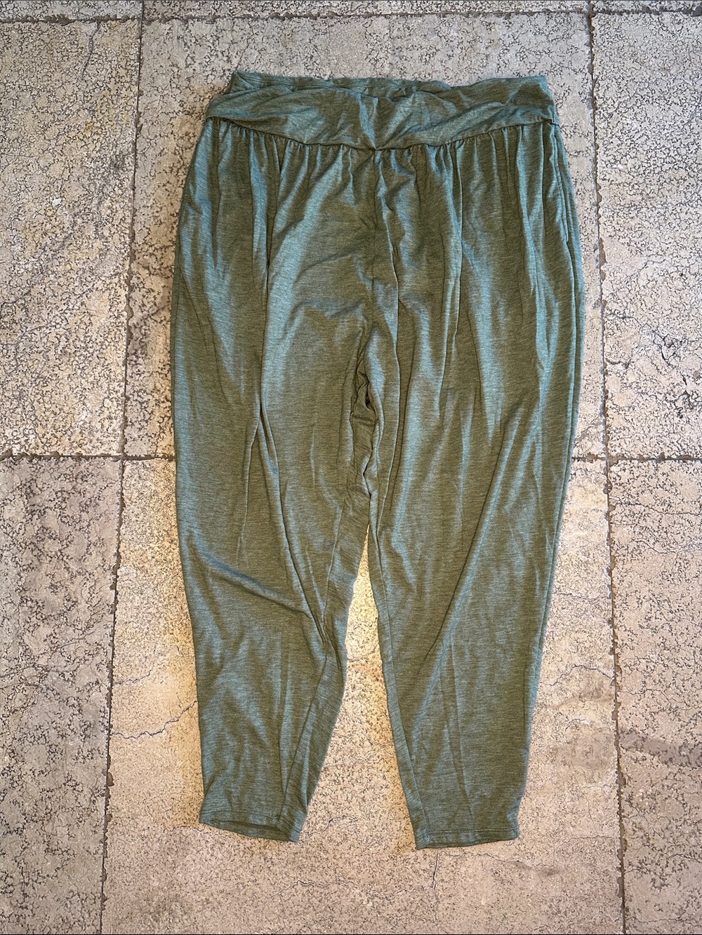 HALARA Heather Olive Green Relaxed Knit Pants